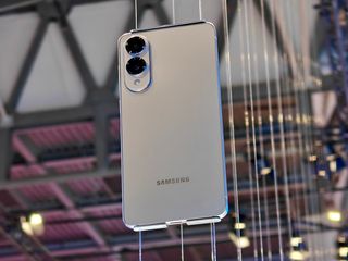 thumbnail - Samsung Galaxy S25 Edge