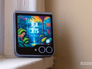 thumbnail - Galaxy Z Flip 7