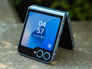 thumbnail - Samsung Galaxy Z Flip 7