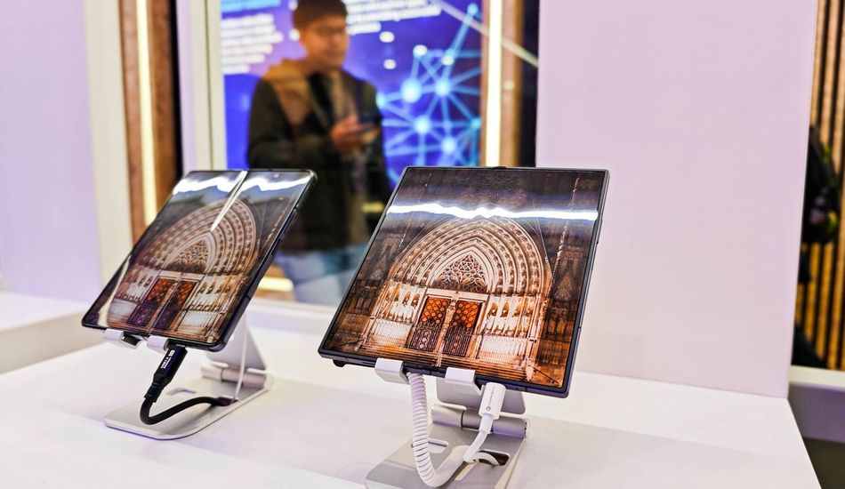 Samsung TriFold